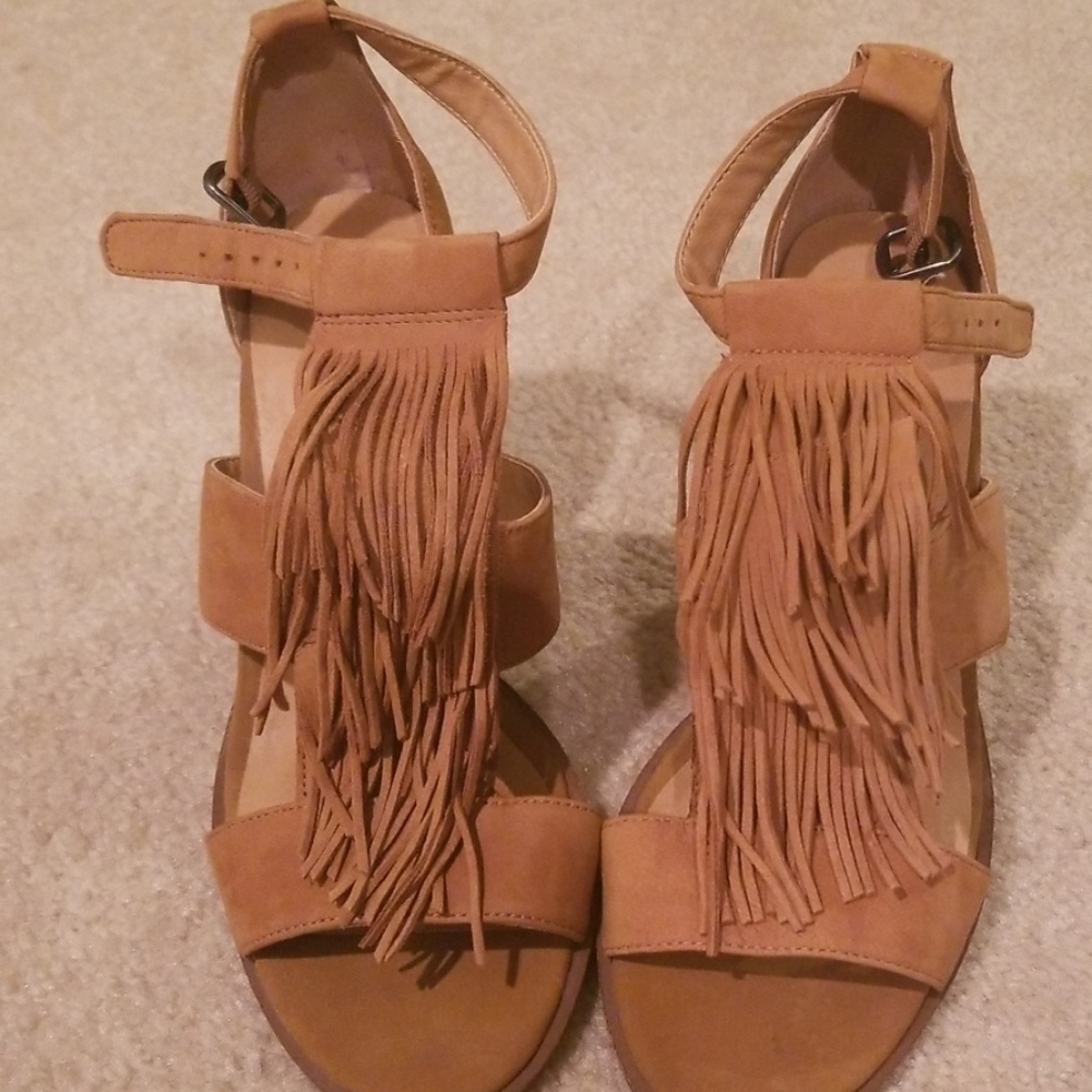 Lucky brand shoes